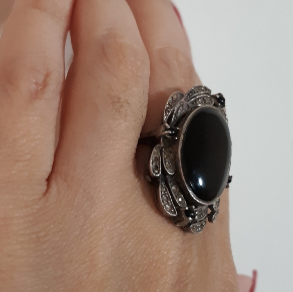 SOLD🦋  Huge vtg sterling silver onyx ring - Picture 4 of 4